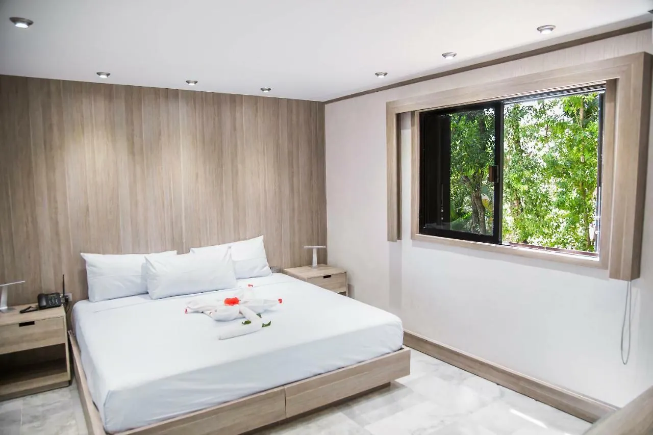 Hotel Majestic All Inclusive Playa del Carmen 3*,  Mexico